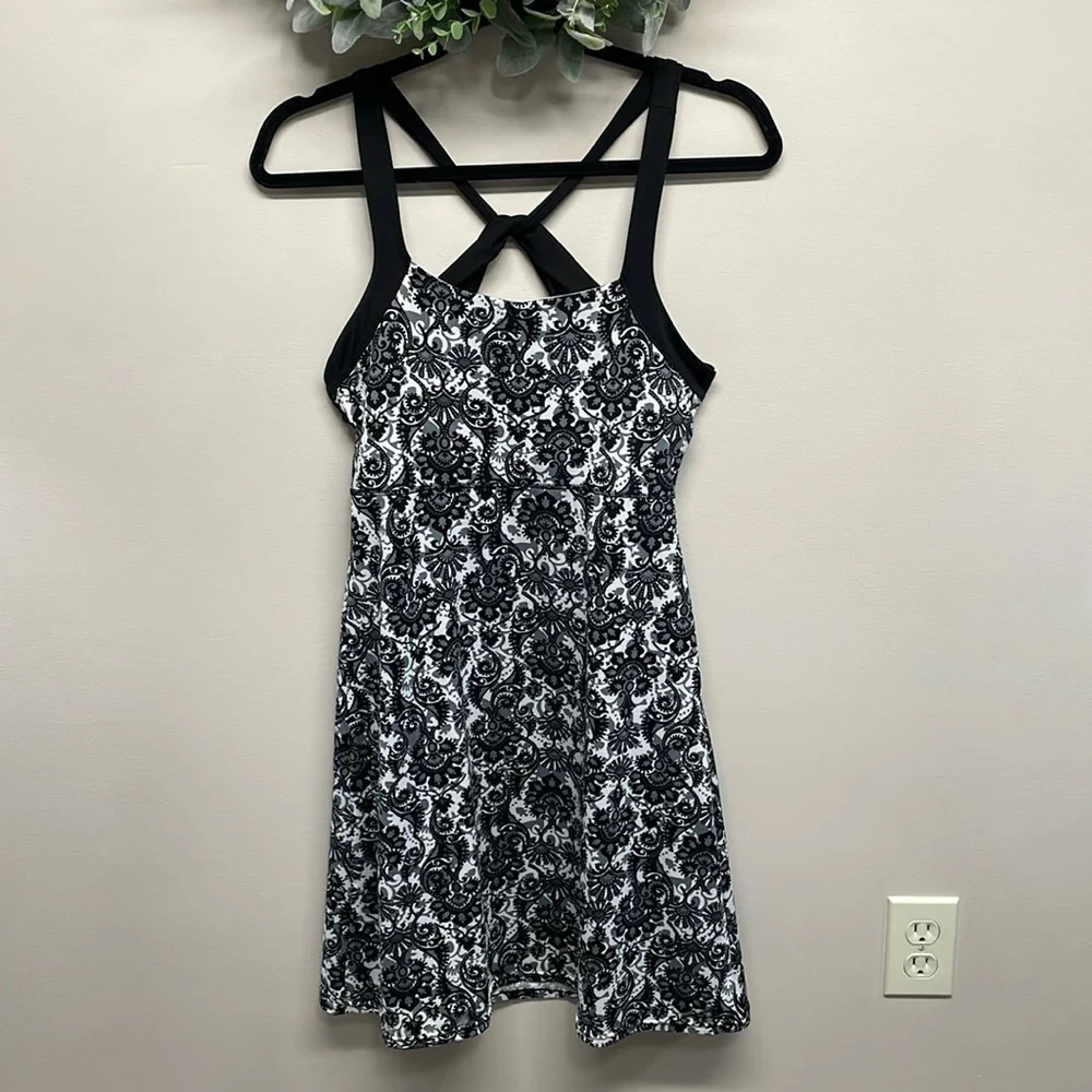 Soybu Black Gray And White Print Athletic Dress S